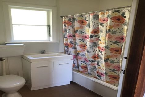 Photo of property in 71 Bombay Street, Ngaio, Wellington, 6035