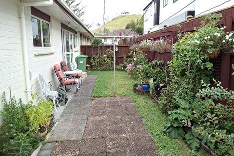 Photo of property in 2/29 Wallace Road, Mangere Bridge, Auckland, 2022