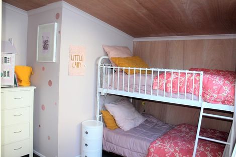 Photo of property in 4 Prince Street, Winton, 9720