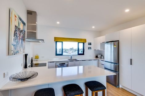 Photo of property in 607 Marine Parade, Napier South, Napier, 4110