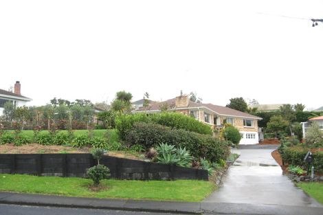 Photo of property in 34 Glenfern Road, Mellons Bay, Auckland, 2014