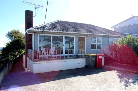 Photo of property in 134 Sunset Road, Unsworth Heights, Auckland, 0632