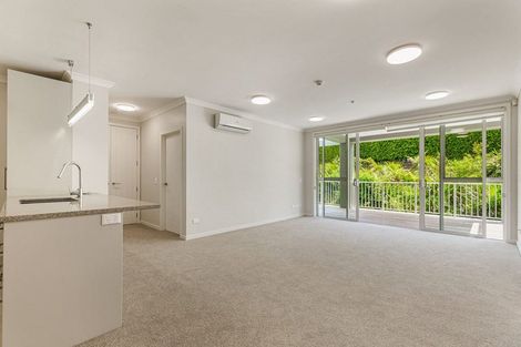Photo of property in 16 Rewa Rewa Lane, Orewa, 0931