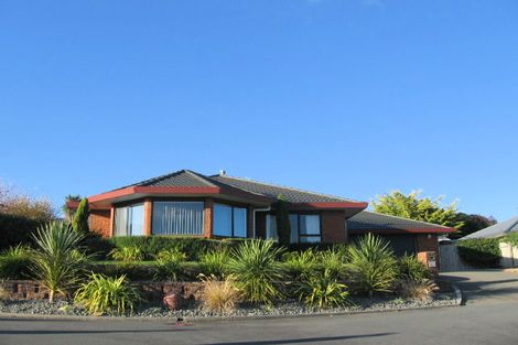 Photo of property in 121 Realm Drive, Paraparaumu, 5032