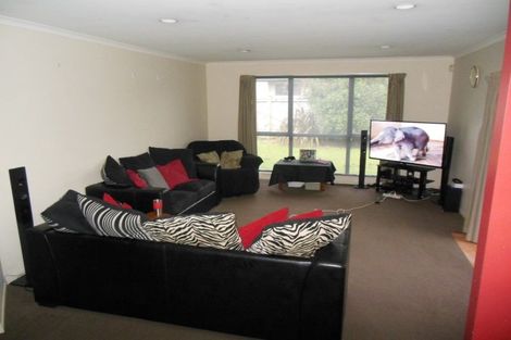 Photo of property in 43 Katerini Grove, Papamoa Beach, Papamoa, 3118