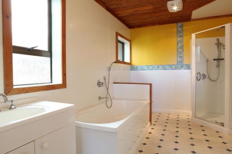 Photo of property in 24 Taipari Avenue, Raglan, 3225