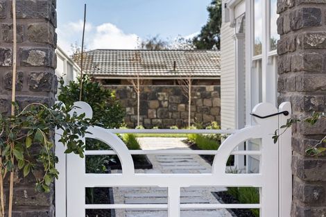 Photo of property in 92d Marsden Avenue, Mount Eden, Auckland, 1024