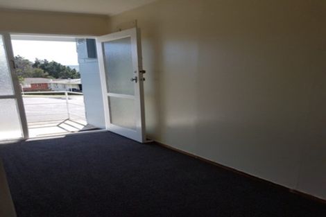 Photo of property in 121 Jamaica Drive, Grenada North, Wellington, 5028