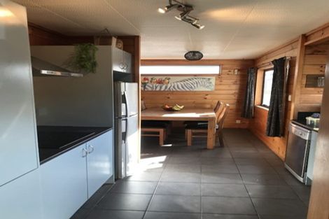 Photo of property in 10a Bunnythorpe Road, Papakura, 2110