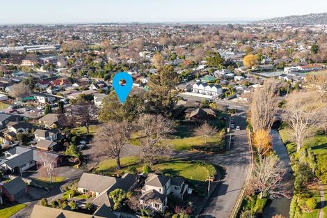 Photo of property in 6 Acorn Close, Waltham, Christchurch, 8023