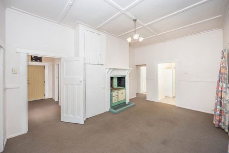 Photo of property in 194 Great South Road, Huntly, 3700