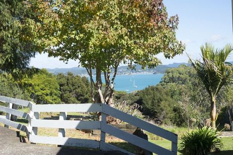 Photo of property in 19 James Street, Russell, 0202