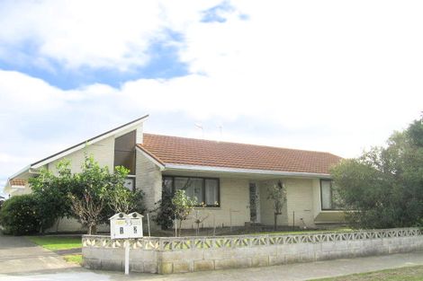 Photo of property in 1/53 Leicester Avenue, Tamatea, Napier, 4112