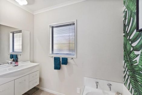 Photo of property in 36 Snell Street, Morrinsville, 3300