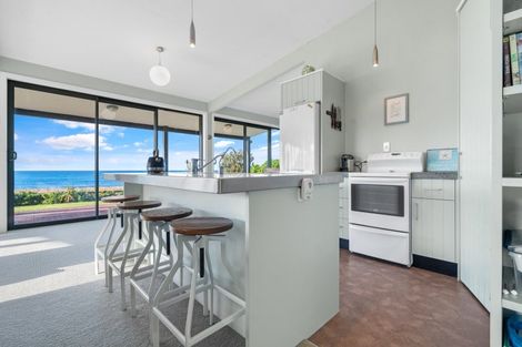 Photo of property in 149 Te Awaiti Road, Tora, Martinborough, 5782