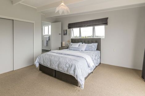 Photo of property in 122 Seabury Avenue, Foxton Beach, Foxton, 4815