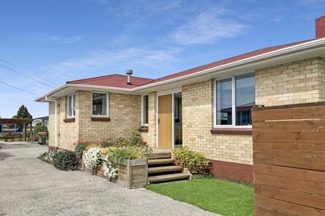 Photo of property in 52 Vardon Road, St Andrews, Hamilton, 3200