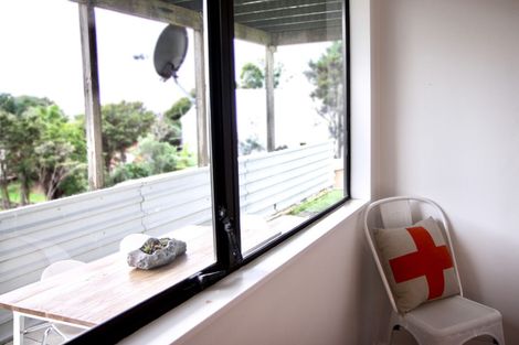 Photo of property in 42 Elliston Crescent, Stanmore Bay, Whangaparaoa, 0932