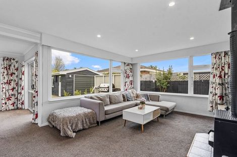 Photo of property in 8 Blake Street, New Brighton, Christchurch, 8061