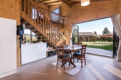 Photo of property in 18 Susan Lane, Kinloch, Taupo, 3377