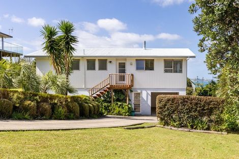 Photo of property in 213 Paku Drive, Tairua, 3508
