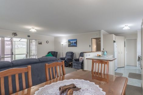 Photo of property in 220 Studholme Street, Morrinsville, 3300