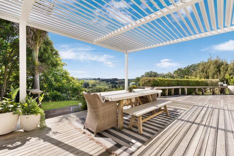 Photo of property in 341a Ostrich Farm Road, Pukekohe, 2679
