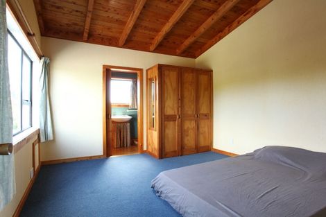 Photo of property in 24 Taipari Avenue, Raglan, 3225