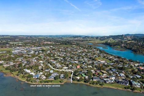 Photo of property in 25 Harbour View Road, Point Wells, Warkworth, 0986