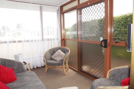 Photo of property in 10 Te Kama Street, Levin, 5510