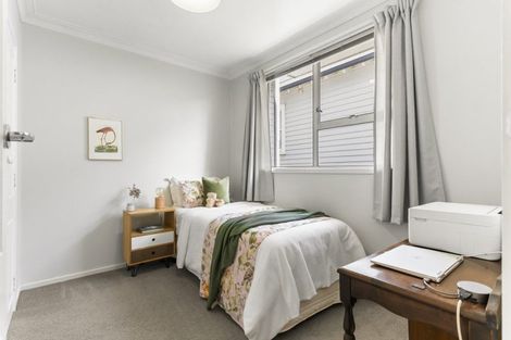 Photo of property in 2/245 Jervois Road, Herne Bay, Auckland, 1011