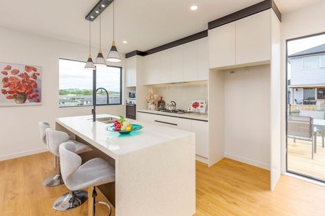 Photo of property in 6a Waitahu Rise, Pukekohe, 2120