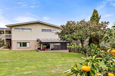 Photo of property in 80 Ravenwood Drive, Forrest Hill, Auckland, 0620