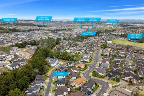 Photo of property in 10 Lucca Crescent, Flat Bush, Auckland, 2019