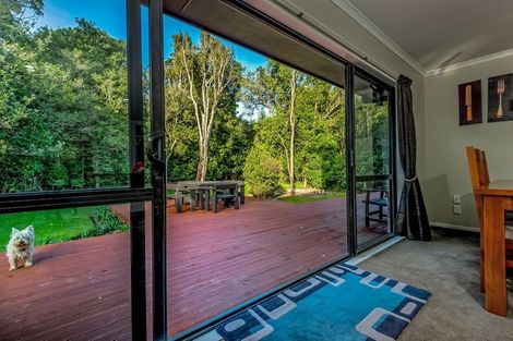 Photo of property in 402 Turitea Road, Turitea, Palmerston North, 4472