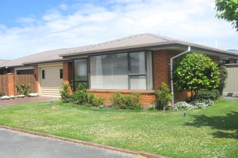 Photo of property in 1/11 Tuscany Place, Beckenham, Christchurch, 8023