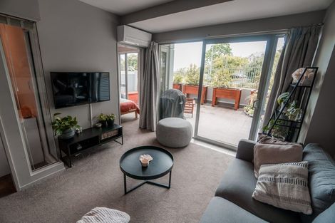 Photo of property in Shoal Haven Apartments, 107a/130 Anzac Street, Takapuna, Auckland, 0622
