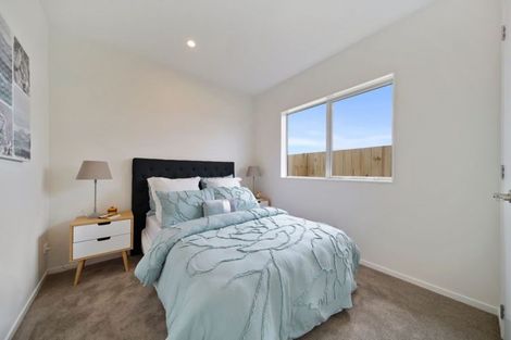 Photo of property in 8 Nola Dawn Avenue, Papakura, 2110