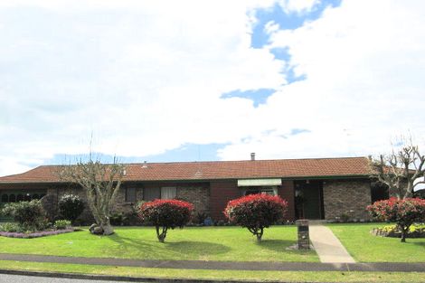 Photo of property in 1 Pandora Place, Welcome Bay, Tauranga, 3112