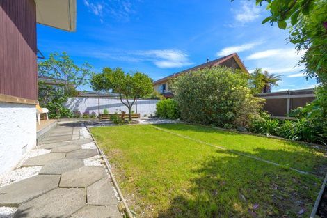 Photo of property in 2/41 Fergusson Street, Stoke, Nelson, 7011