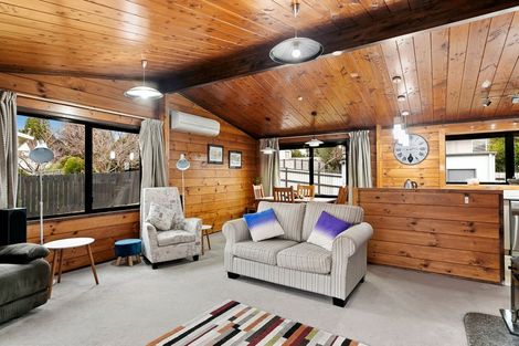 Photo of property in 11 Grace Crescent, Richmond Heights, Taupo, 3330