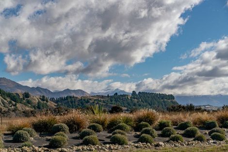 Photo of property in 217 Stevenson Road, Wanaka, 9382