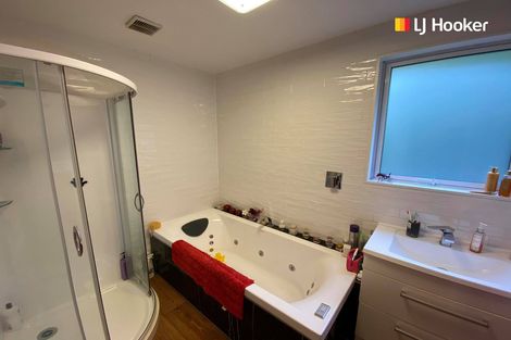 Photo of property in 154 Larnach Road, Waverley, Dunedin, 9013