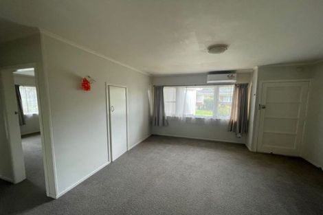 Photo of property in 9/11 Oakland Avenue, Papatoetoe, Auckland, 2025