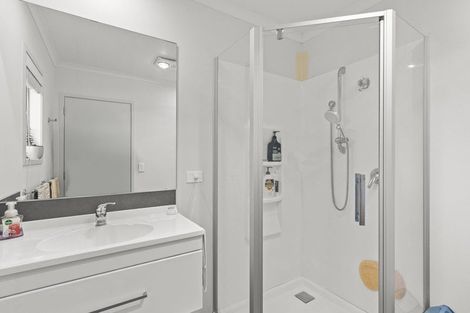 Photo of property in 17 Redwood Crescent, Hurdon, New Plymouth, 4310