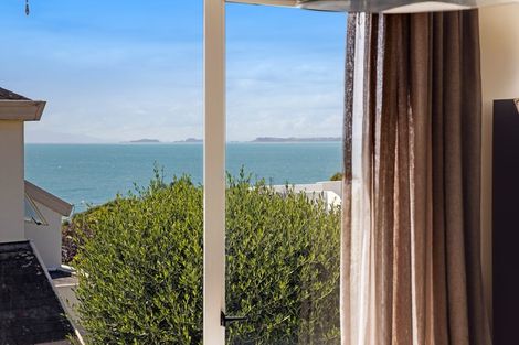 Photo of property in 3/14 Bournemouth Terrace, Murrays Bay, Auckland, 0630