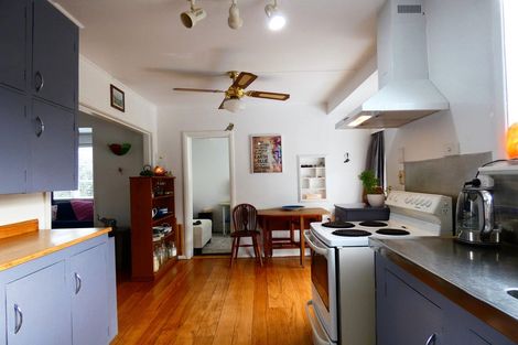 Photo of property in 120 Queen Sh25 Street, Thames, 3500