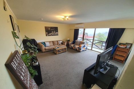 Photo of property in 18a Govind Grove, Ngaio, Wellington, 6035