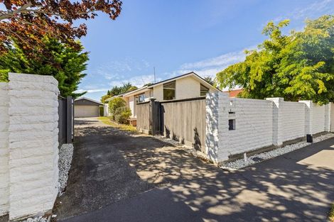 Photo of property in 10 Glen Place, Parklands, Christchurch, 8083