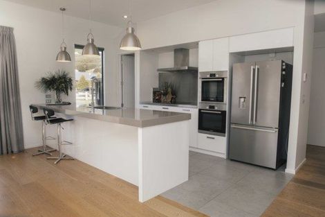 Photo of property in 570 Aubrey Road, Wanaka, 9305